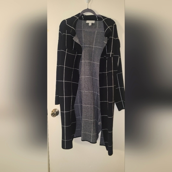 Black modern cardigan - Picture 1 of 9